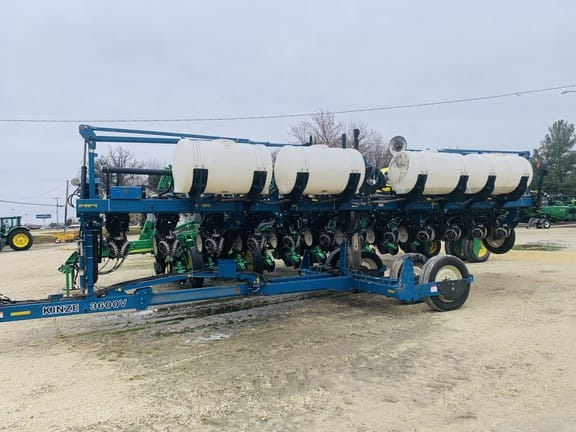 Main image Kinze 3600