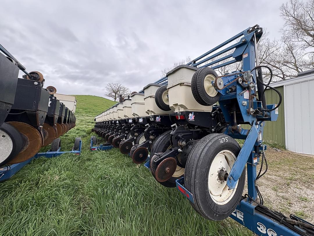 Image of Kinze 3600 Primary image