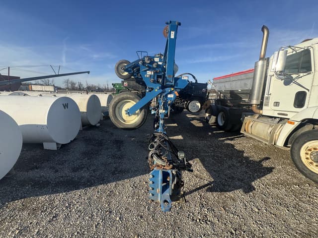 Image of Kinze 3600 equipment image 1