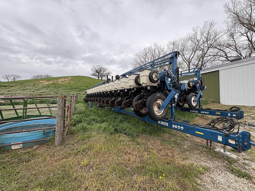Image of Kinze 3600 Primary image