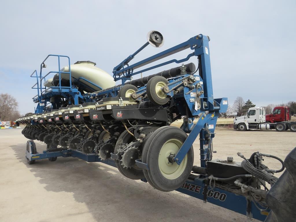 Image of Kinze 3600 Primary image