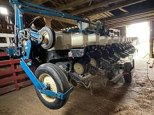 Main image Kinze 3600 12