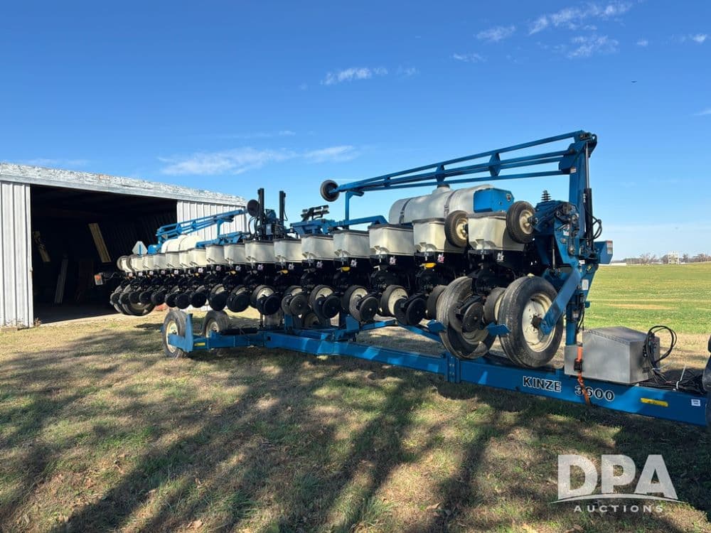 Image of Kinze 3600 Primary image