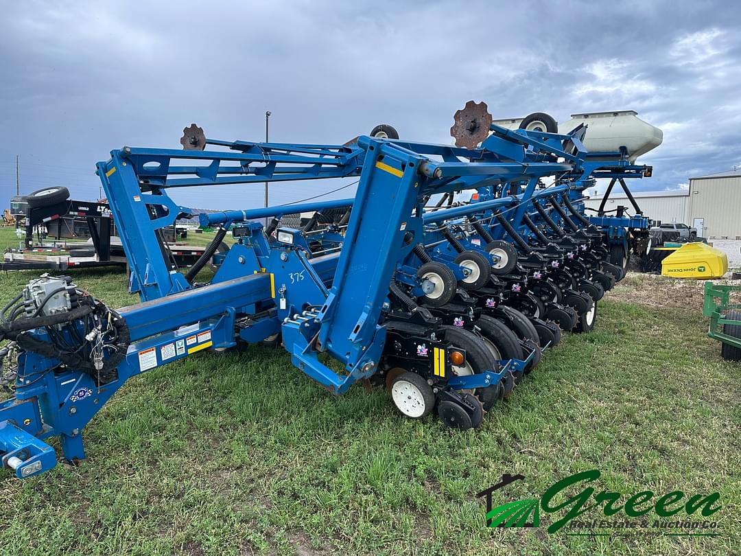 Image of Kinze 3800 Primary image