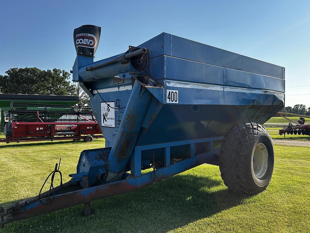 Image of Kinze 400 Primary image