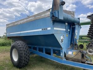 Kinze 440 Image