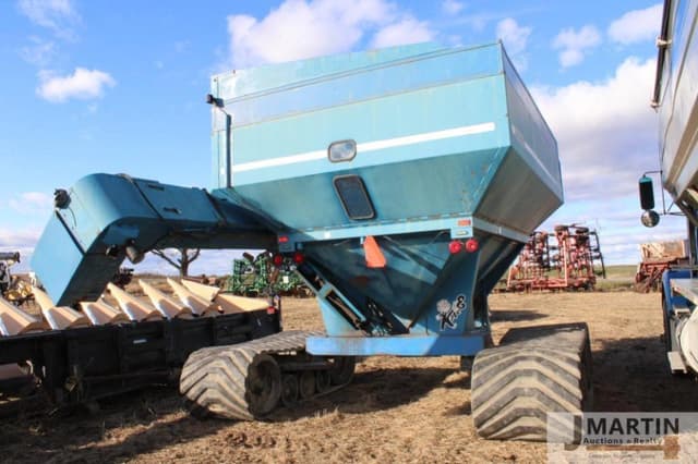 Image of Kinze 450C equipment image 2