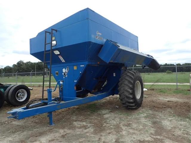 Image of Kinze 450C equipment image 2