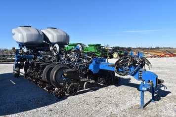 Main image Kinze 4900