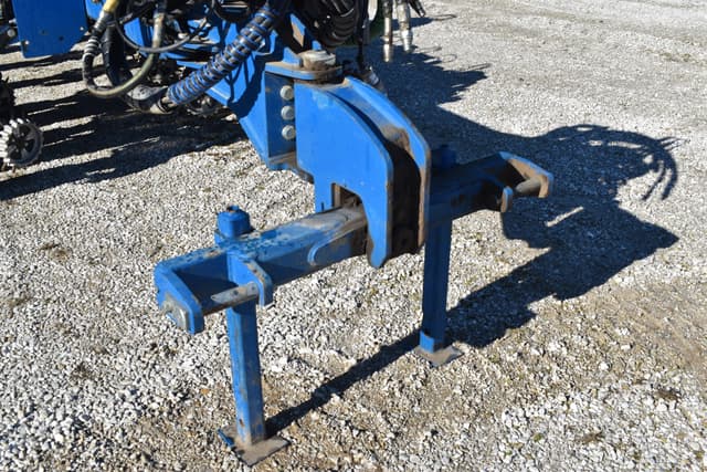 Image of Kinze 4900 equipment image 4
