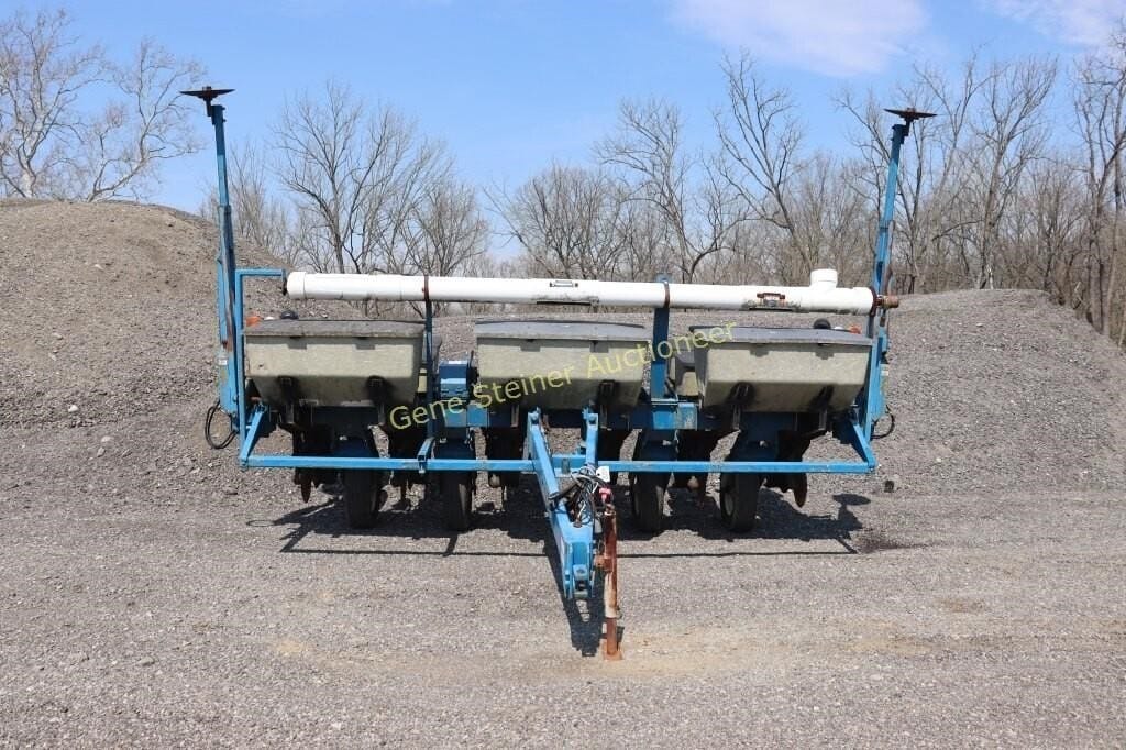 Kinze PT Equipment Image0