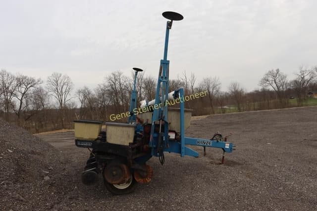 Image of Kinze PT equipment image 3