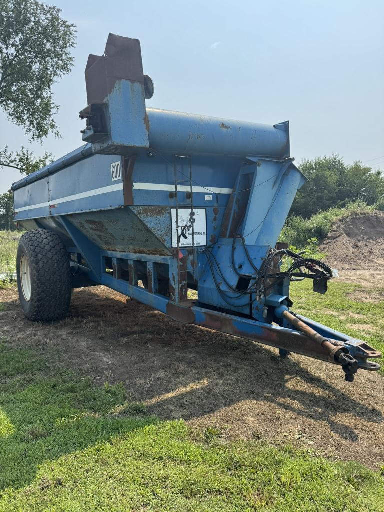 Image of Kinze 600 Primary image