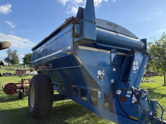 Image of Kinze 640 equipment image 4
