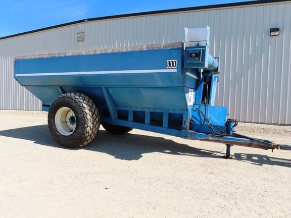 Image of Kinze 800 Primary image