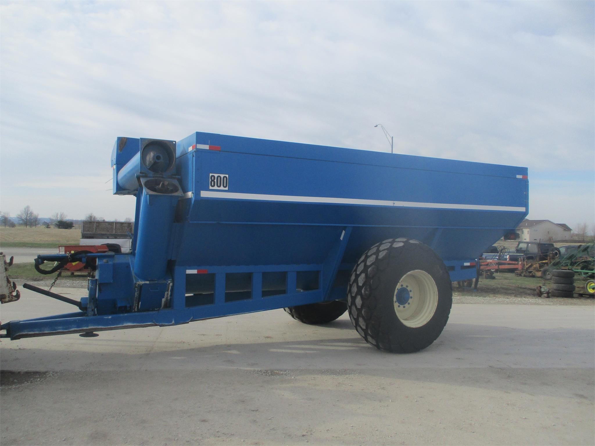 Main image Kinze 800