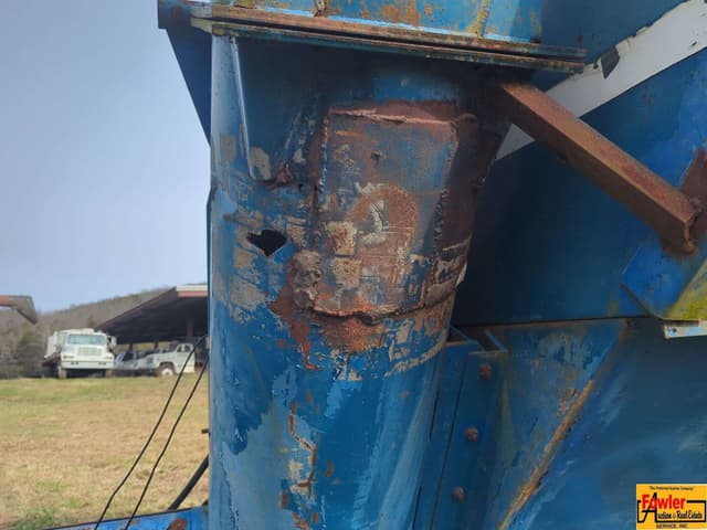 Image of Kinze 800 equipment image 3