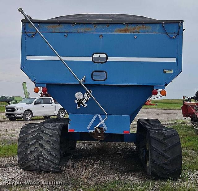 Image of Kinze AW840 equipment image 4