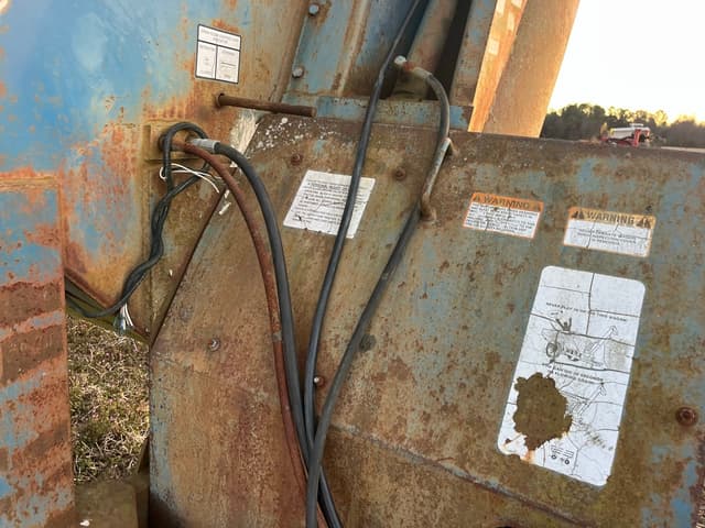 Image of Kinze AW840 equipment image 1