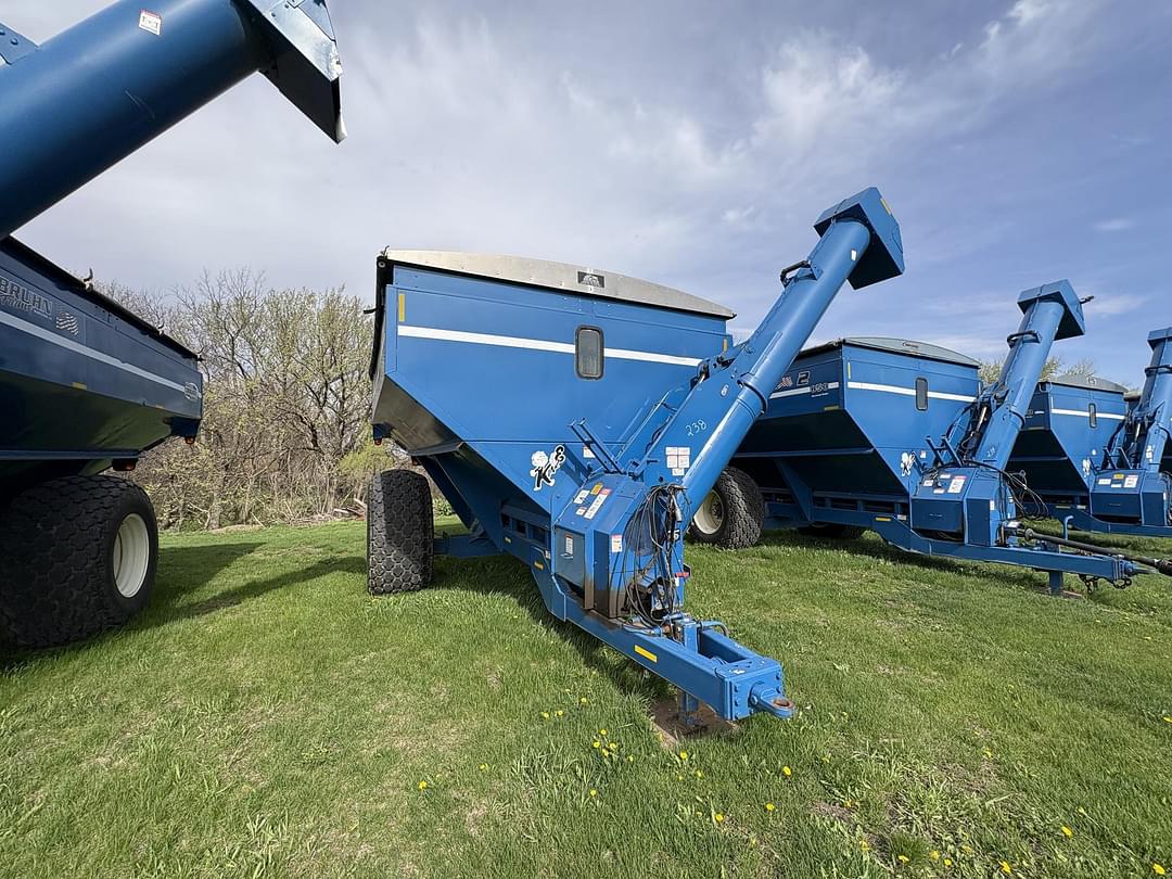 Image of Kinze 850 Primary image