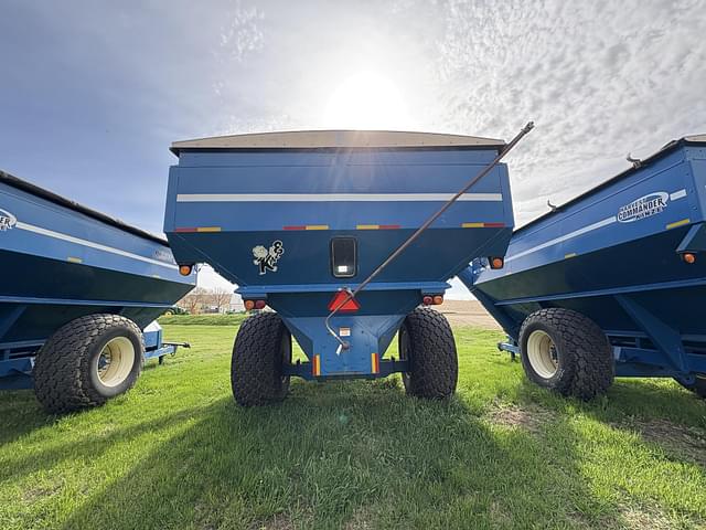 Image of Kinze 850 equipment image 3