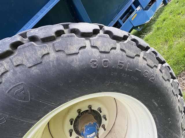 Image of Kinze 850 equipment image 3