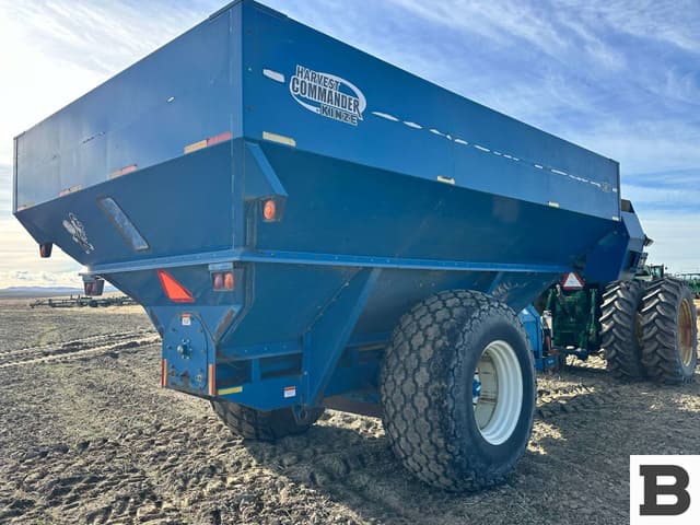 Image of Kinze 850 equipment image 4