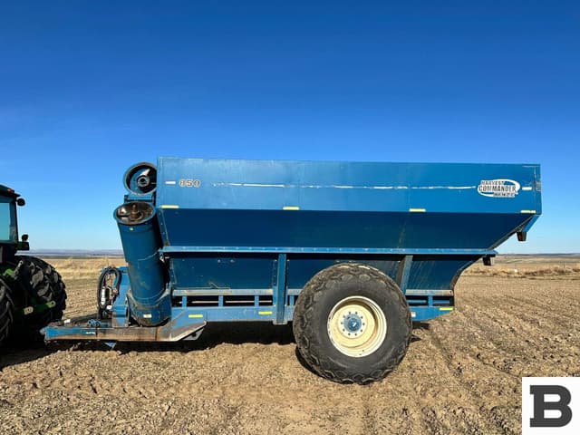 Image of Kinze 850 equipment image 1