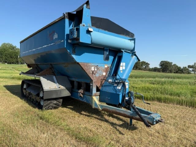 Image of Kinze 1040 Primary image