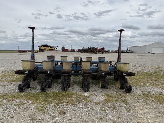 Image of Kinze DF equipment image 3