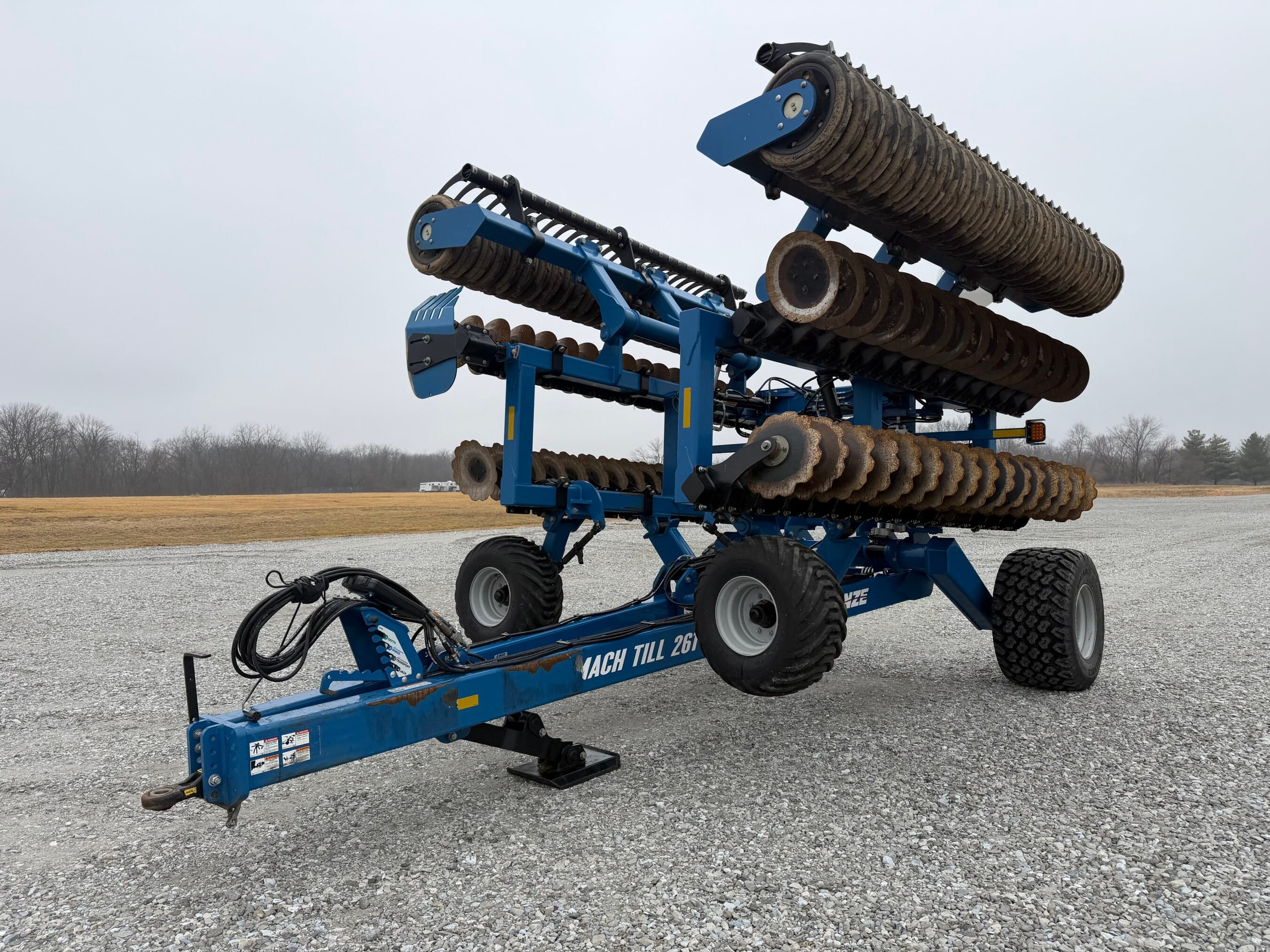 2022 Kinze Mach Till 261 Equipment Image0