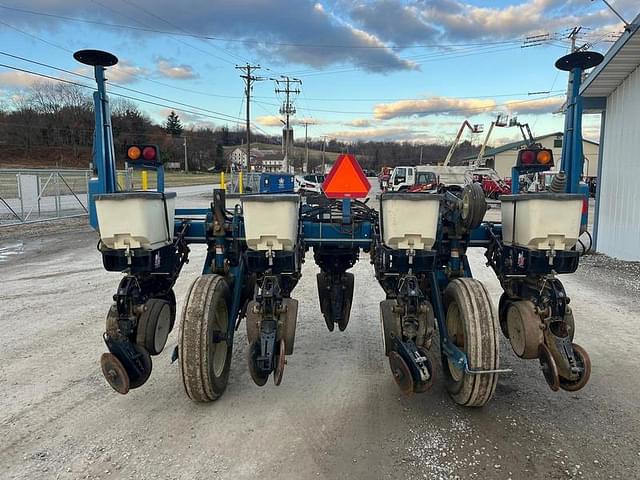 Image of Kinze 3000 equipment image 3