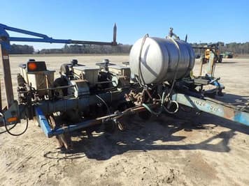 Main image Kinze 2000