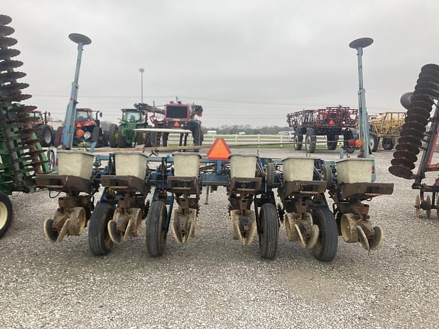 Image of Kinze PT equipment image 3