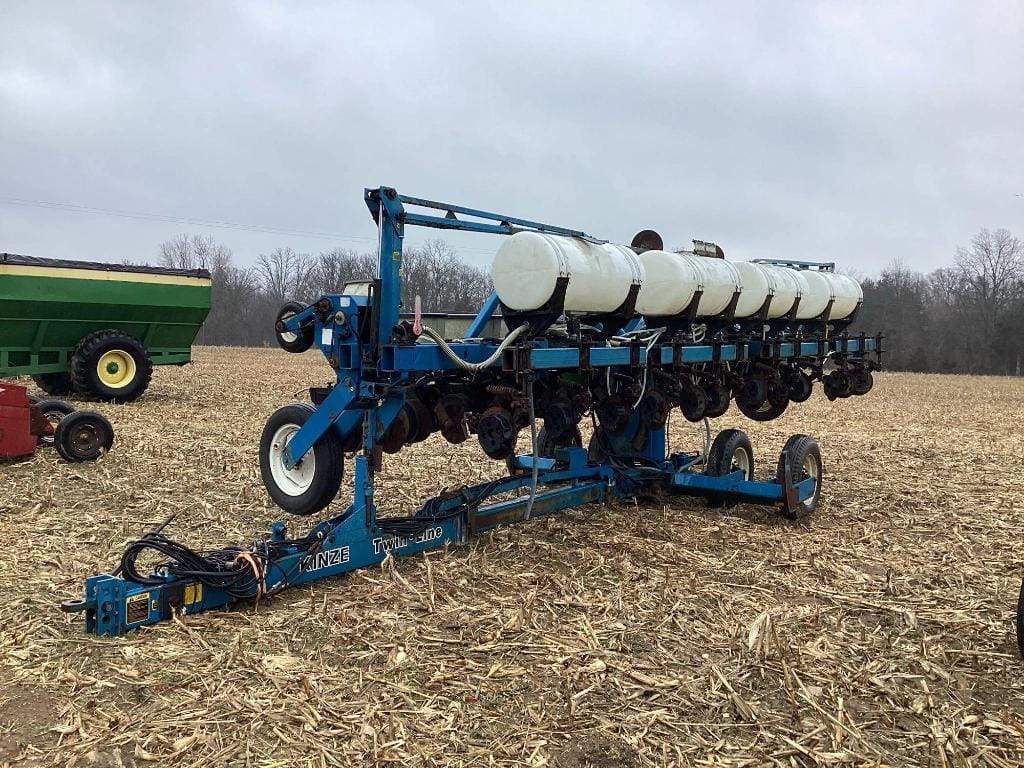 Main image Kinze Twin-Line