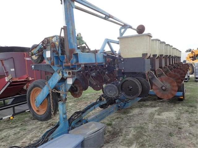 Image of Kinze Twin-Line equipment image 2