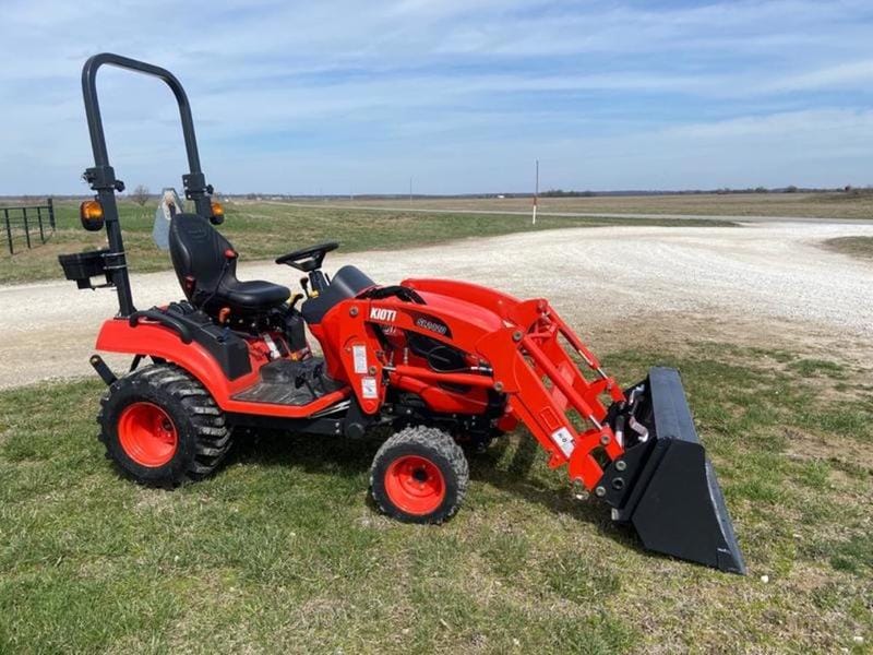 Kioti CS2520 Equipment Image0