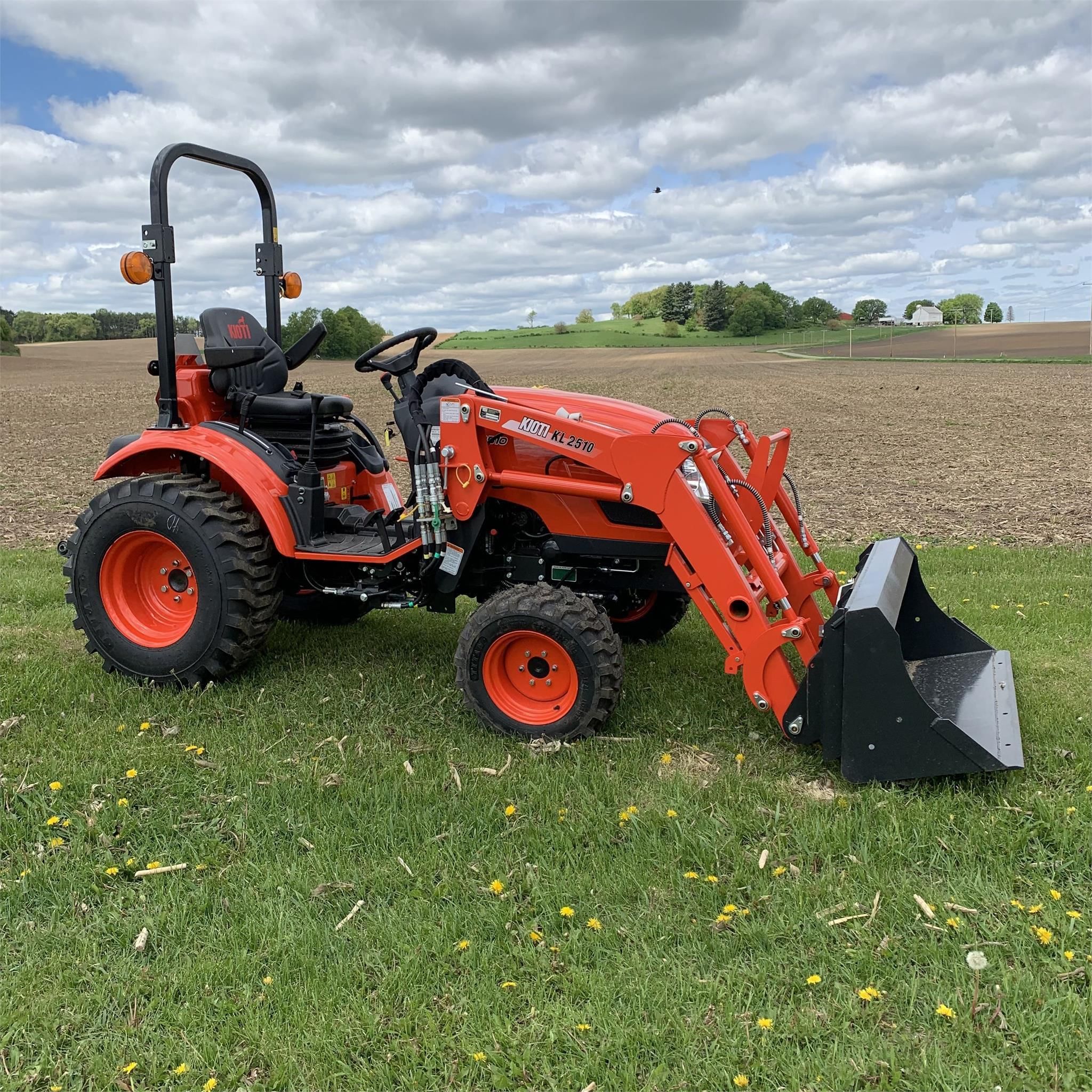 Kioti CX2510 Equipment Image0