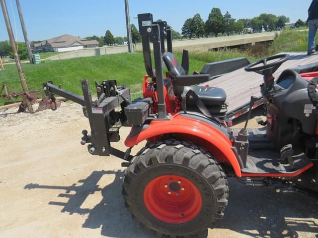 Image of Kioti CX2510HST equipment image 2