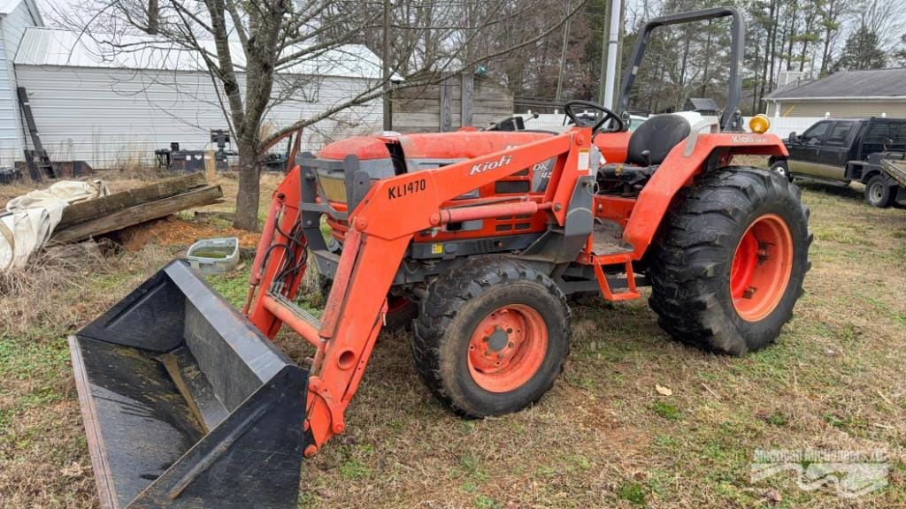 Kioti DK45 Equipment Image0