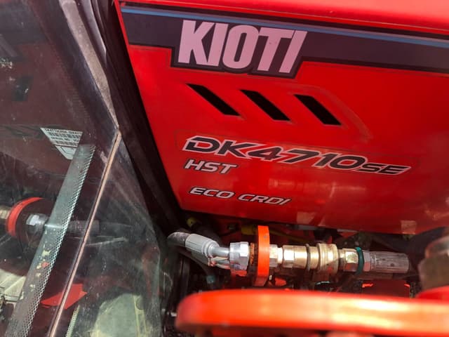 Image of Kioti DK4710SE equipment image 2