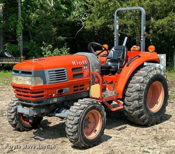 Main image Kioti DK35