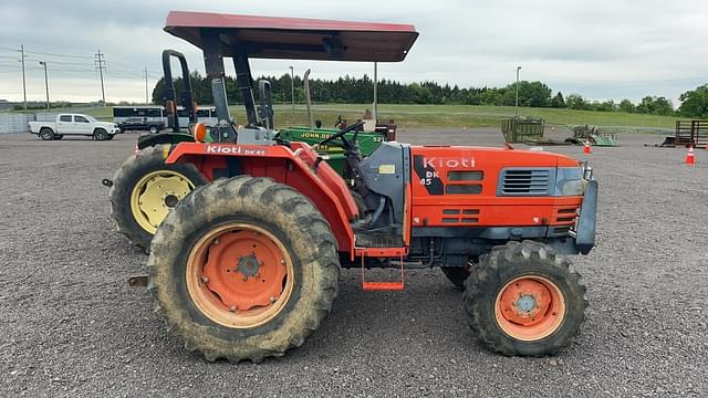 Image of Kioti DK45 equipment image 3