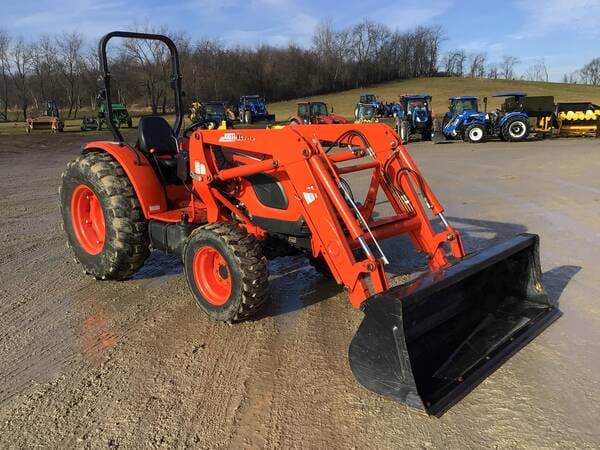 Kioti DK4510 Equipment Image0