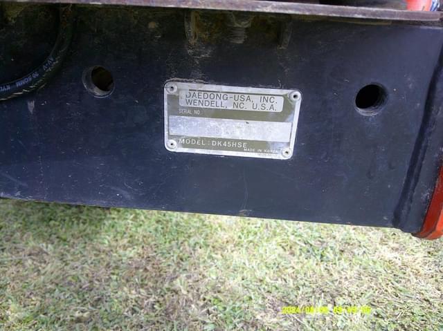 Image of Kioti DK45SE equipment image 4