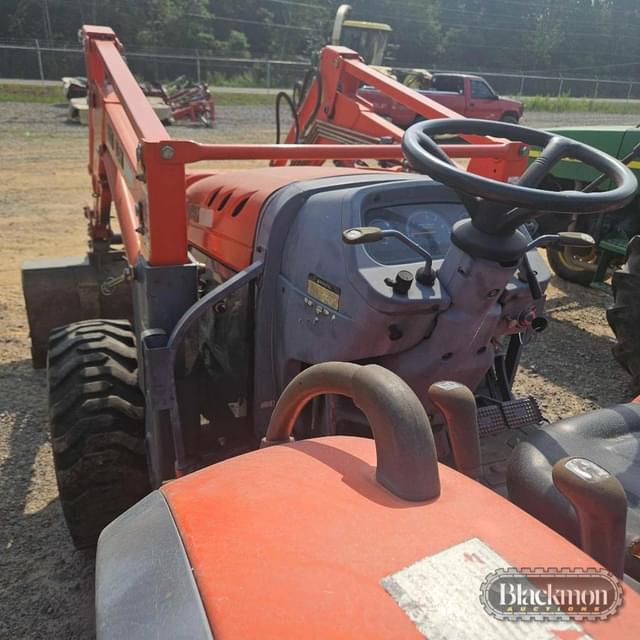 Image of Kioti DK45S equipment image 4