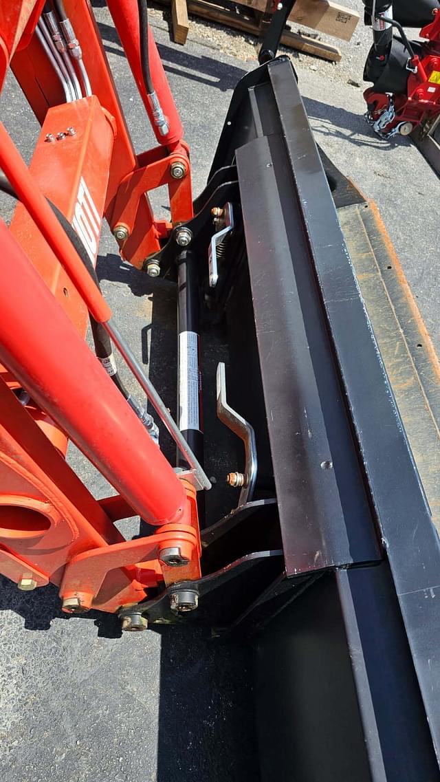 Image of Kioti DK4710SE equipment image 1
