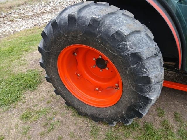 Image of Kioti DK4710SE equipment image 3