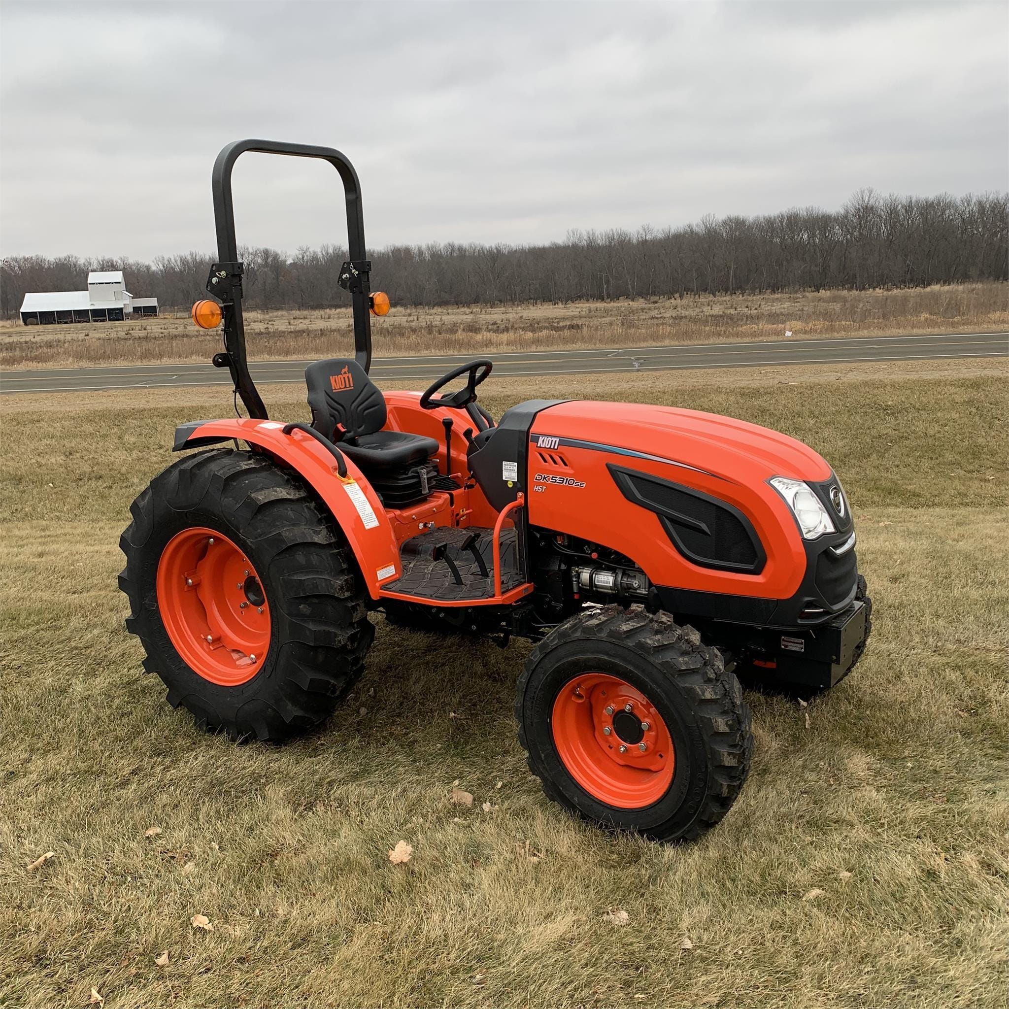 Kioti DK5310SE Equipment Image0