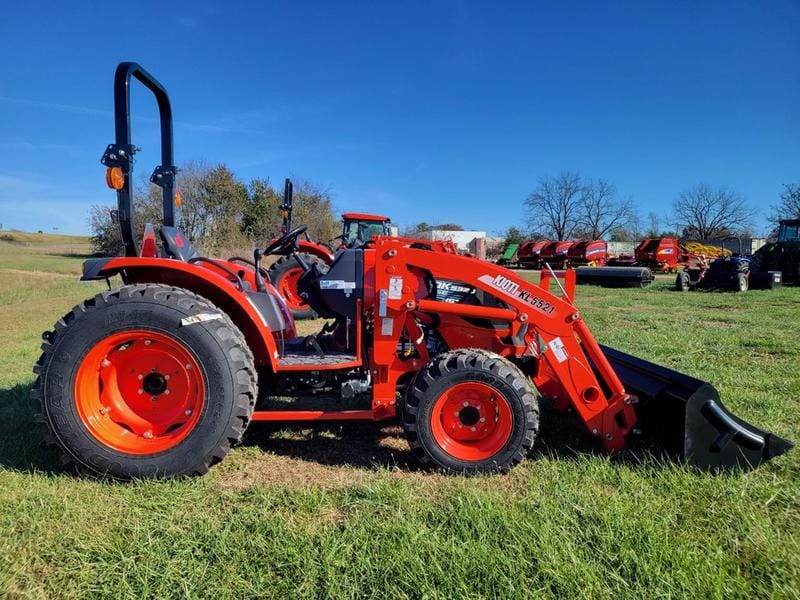 Kioti DK5320SE HST Equipment Image0